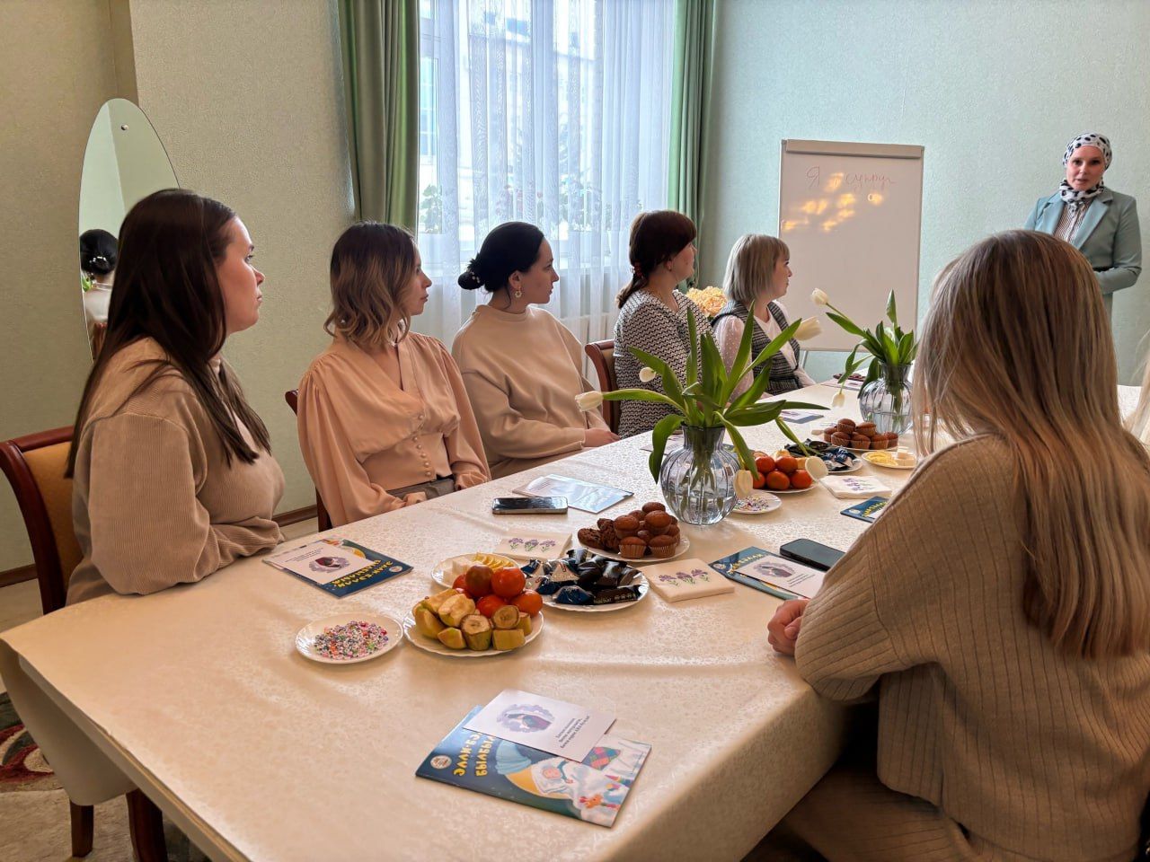 В Мамадышском ЗАГСе состоялось заседание клуба мам «Вдохновение»