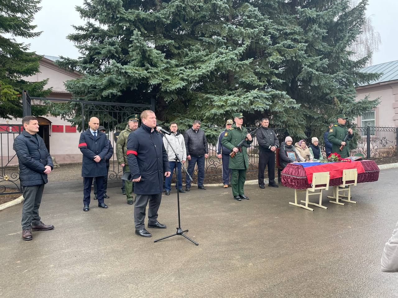 Прощальный митинг в память о Радике Григорьеве («Чан»)