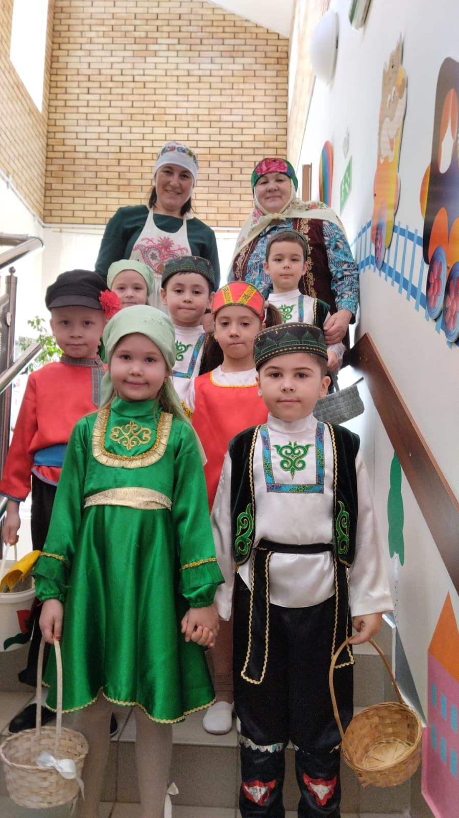 В детском саду «Теремок» отпраздновали татарский праздник весны «Карга боткасы»