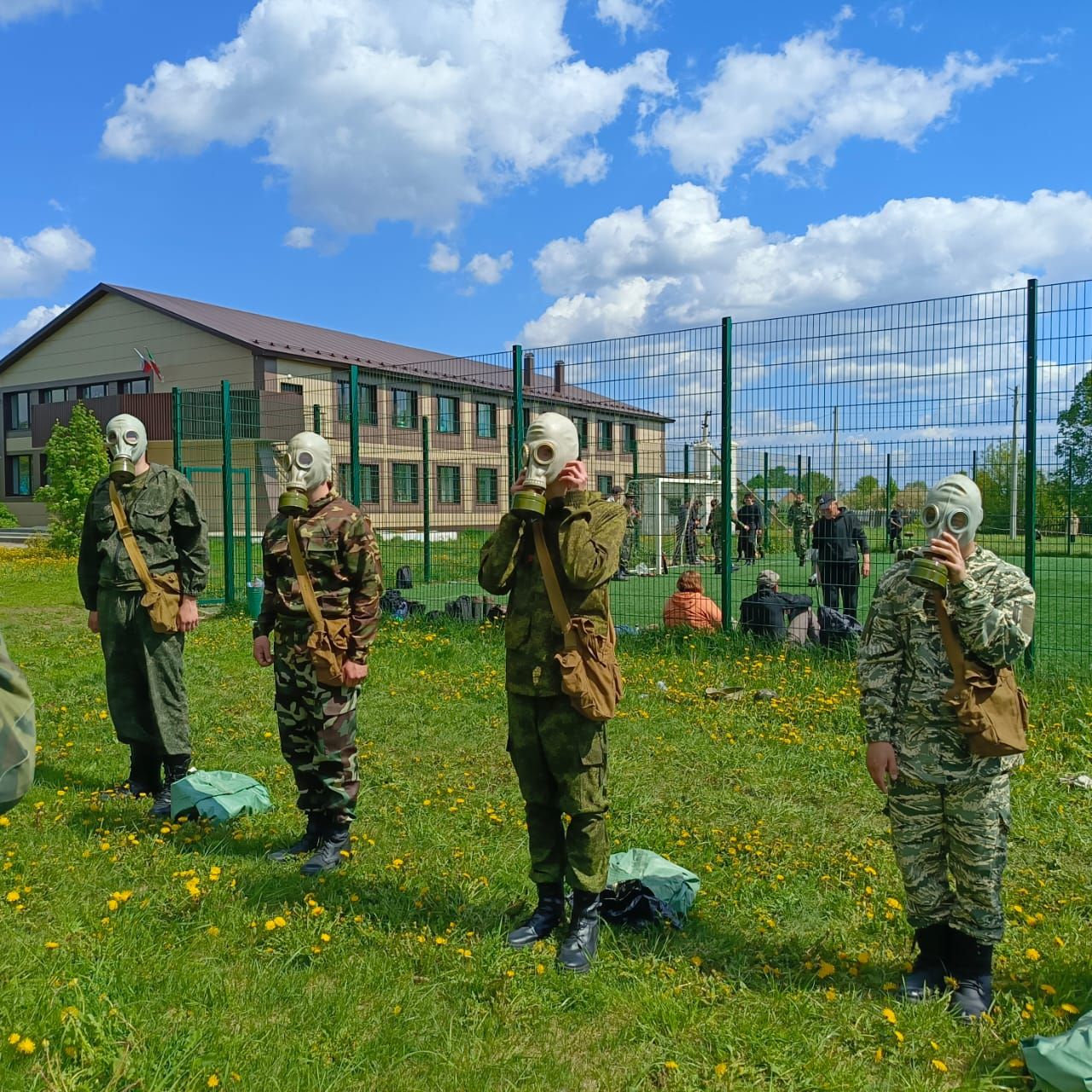 В Мамадыше прошли учебные сборы по военной подготовке для школьников