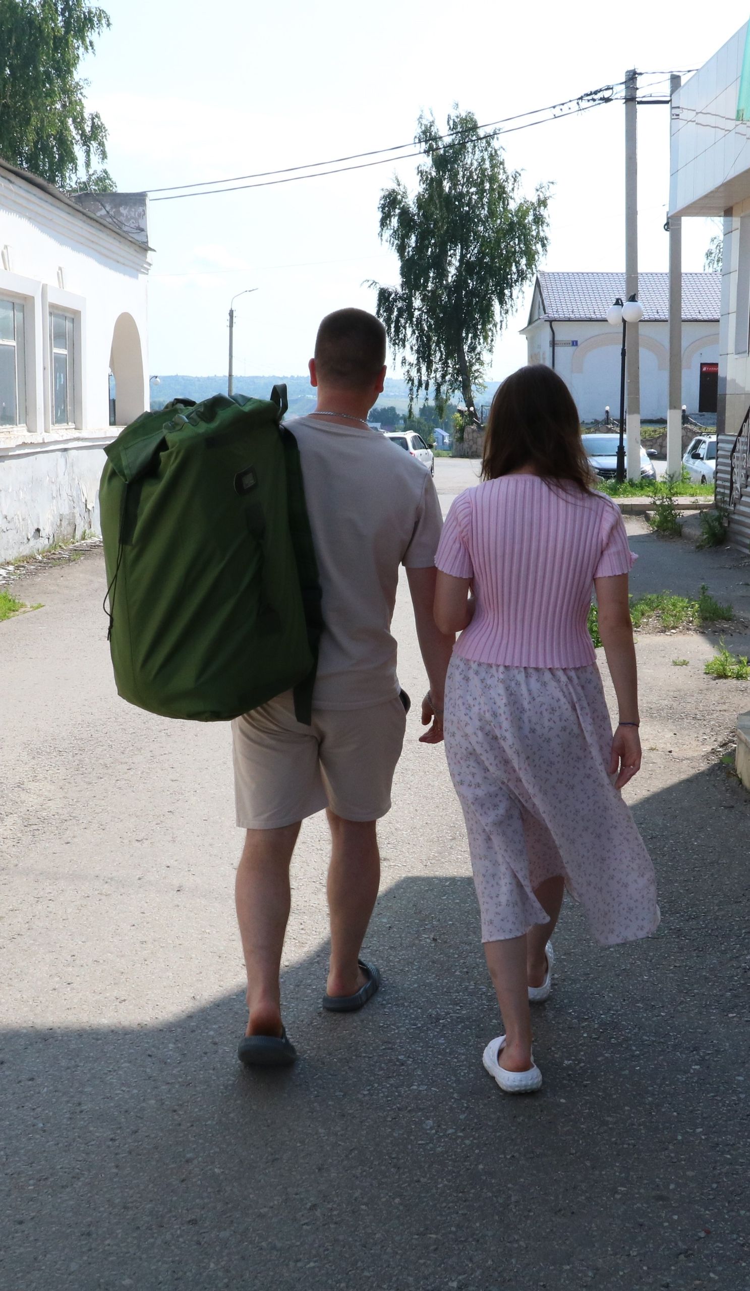 Глава района встретился с участником СВО, вернувшимся в отпуск
