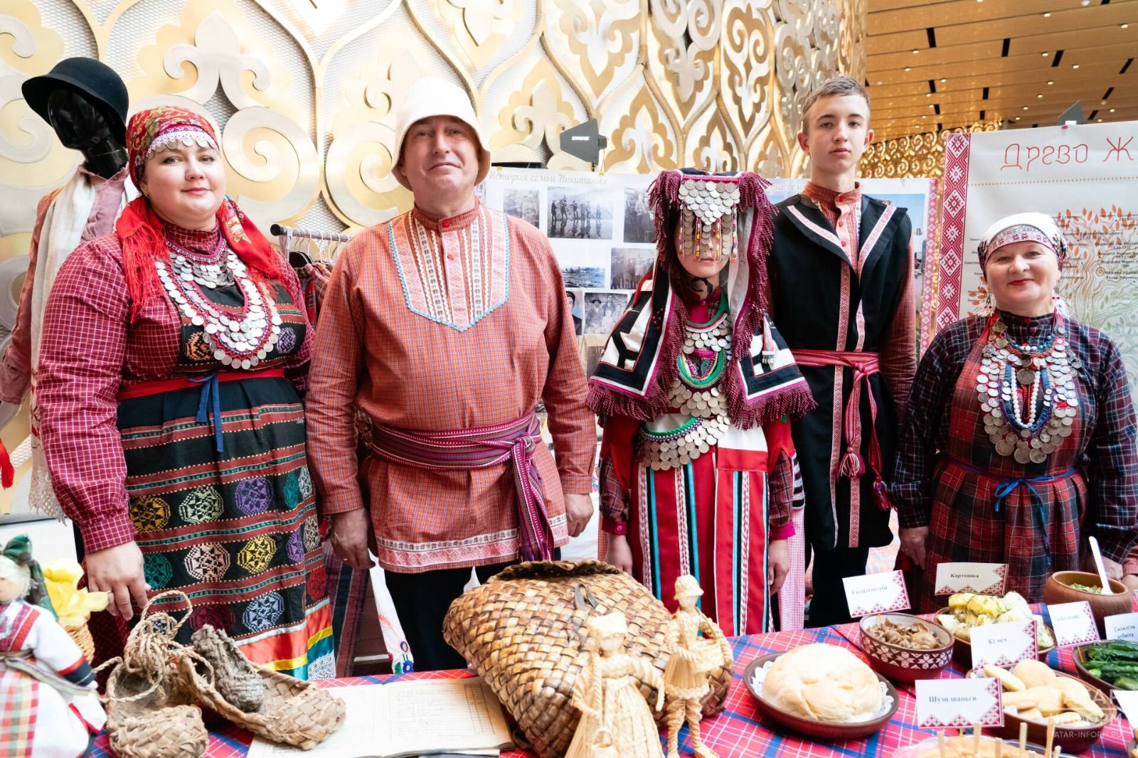 Семья Никитиных блеснула на фестивале «Эхо веков в истории семьи»