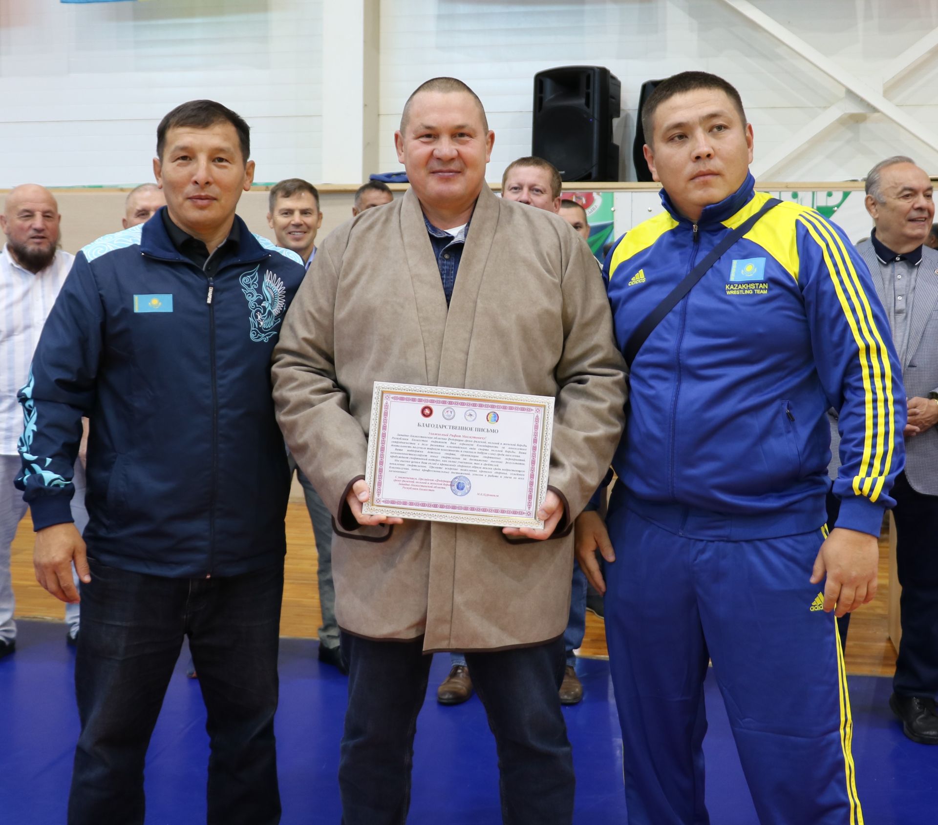 В Нижней Ошме стартовал XIII Всероссийский турнир дружбы по вольной борьбе