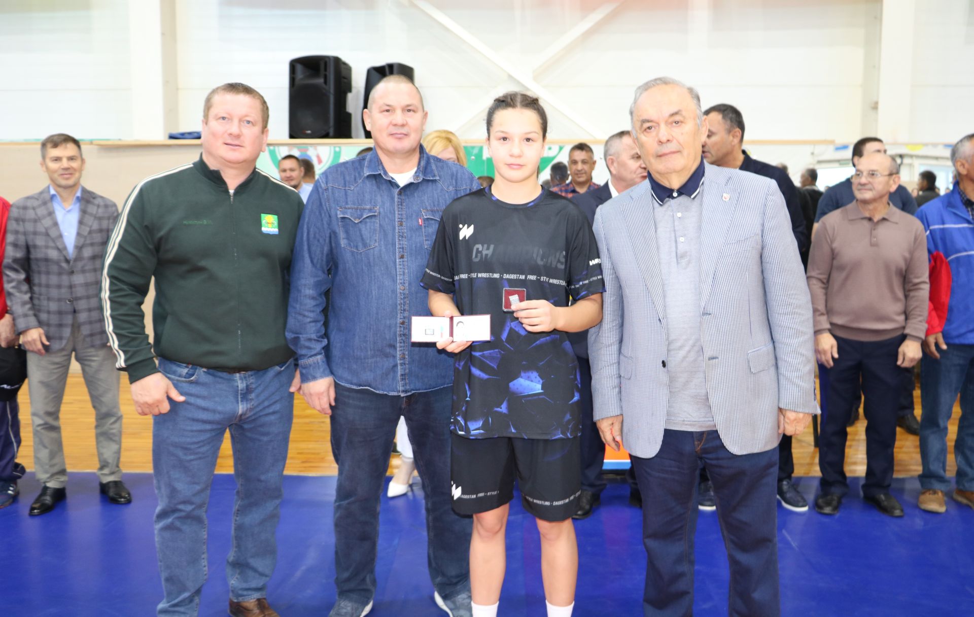 В Нижней Ошме стартовал XIII Всероссийский турнир дружбы по вольной борьбе