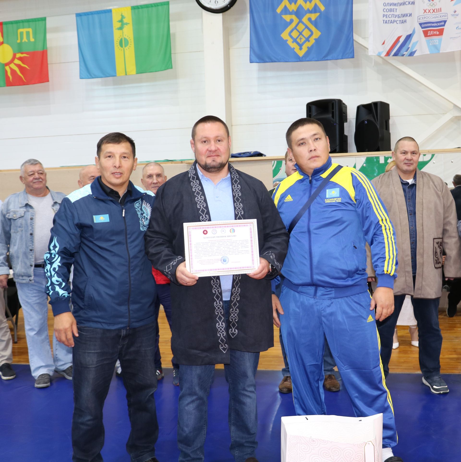 В Нижней Ошме стартовал XIII Всероссийский турнир дружбы по вольной борьбе