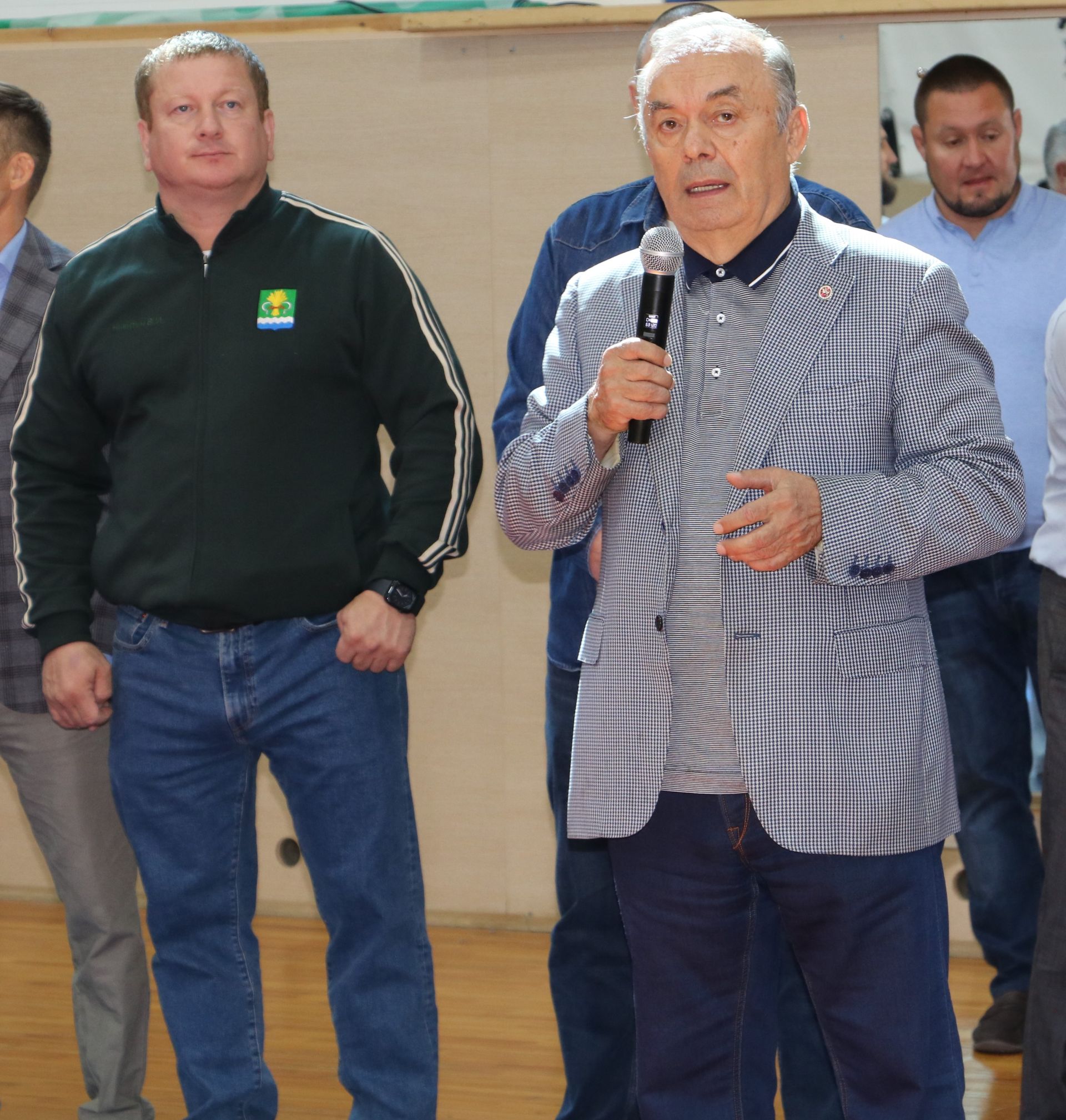 В Нижней Ошме стартовал XIII Всероссийский турнир дружбы по вольной борьбе