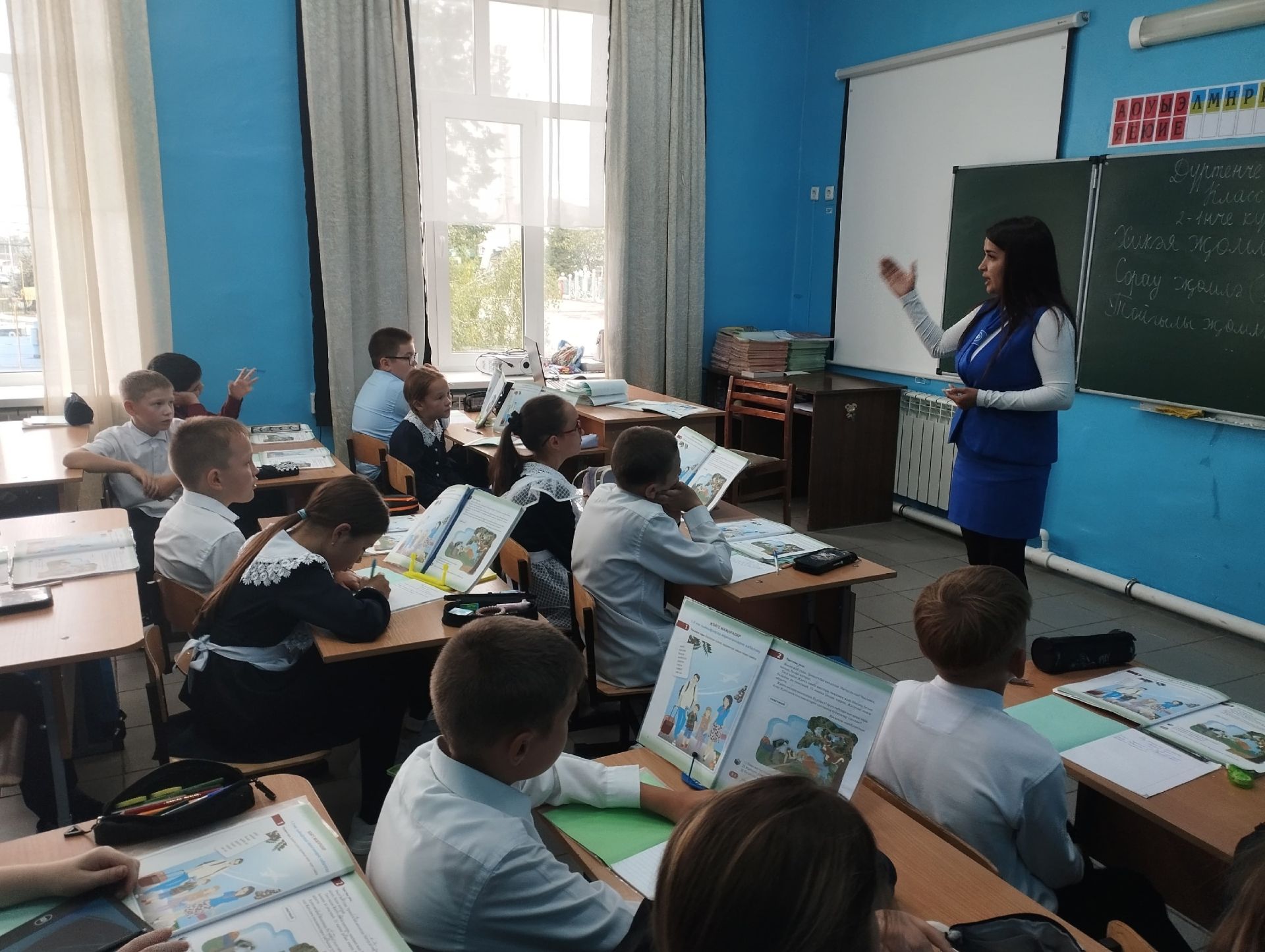В городской школе №1 прошли профилактические беседы по ПДД