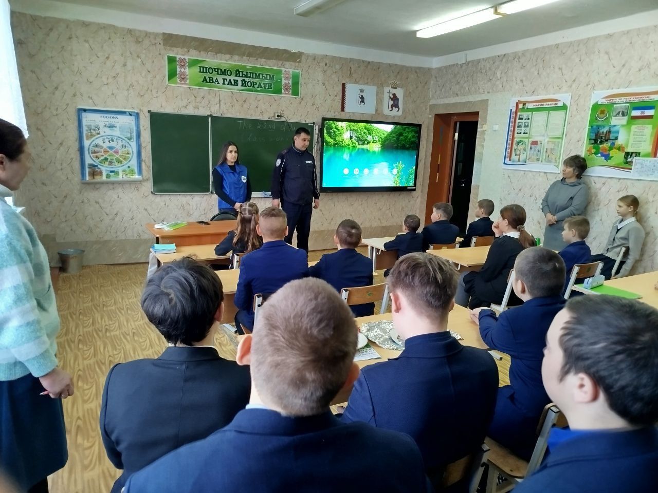 Госавтоинспекторы провели урок безопасности в школах Мамадышского района