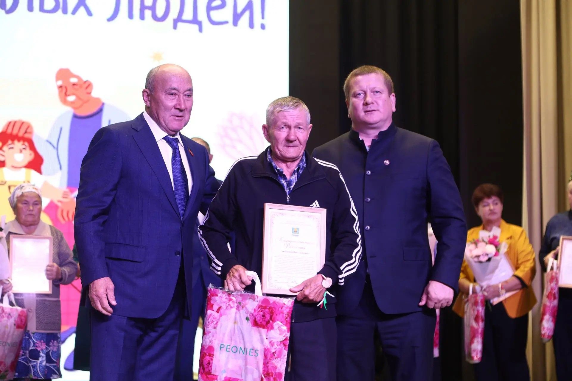 В Мамадыше чествовали старшее поколение