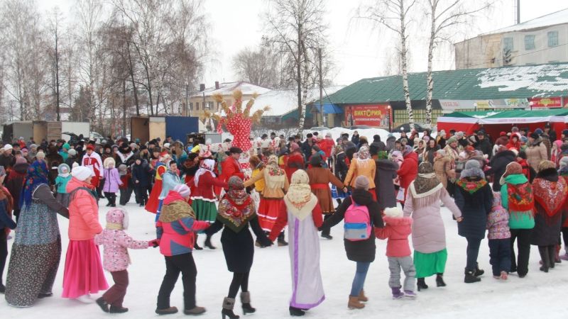 Масленица в 2026 году: когда празднуют в России