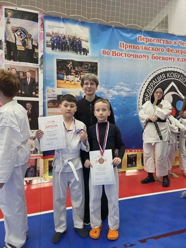 Более 20 наград завоевали мамадышцы на Чемпионате Татарстана по Кобудо