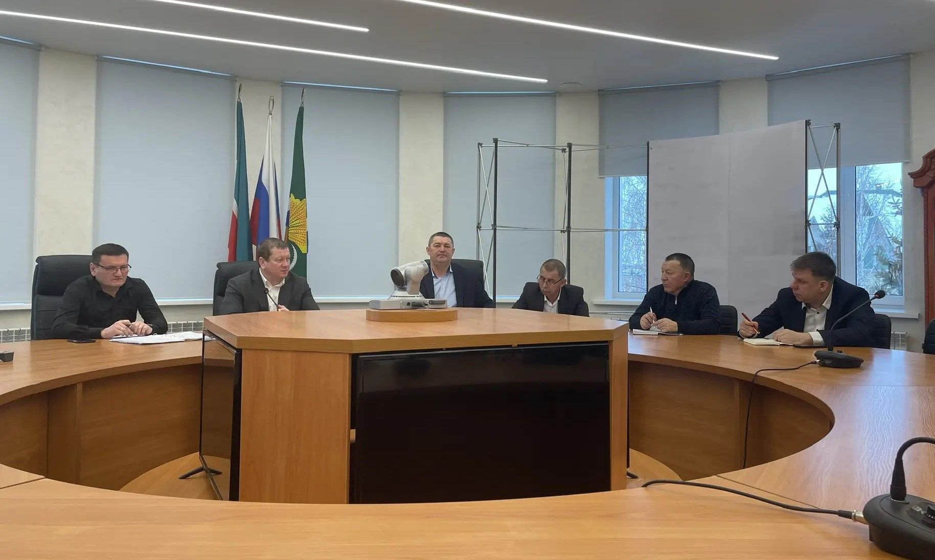 Итоги делового понедельника: строительство, благоустройство и подготовка к весне