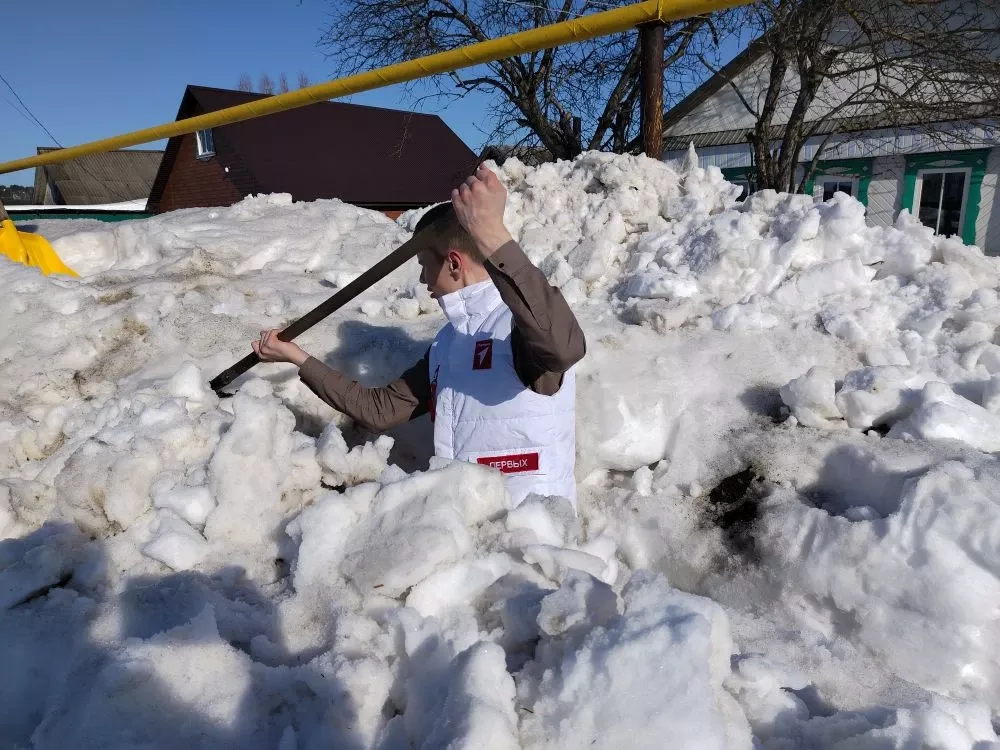 Юные волонтёры из Таканыша помогли семье погибшего героя