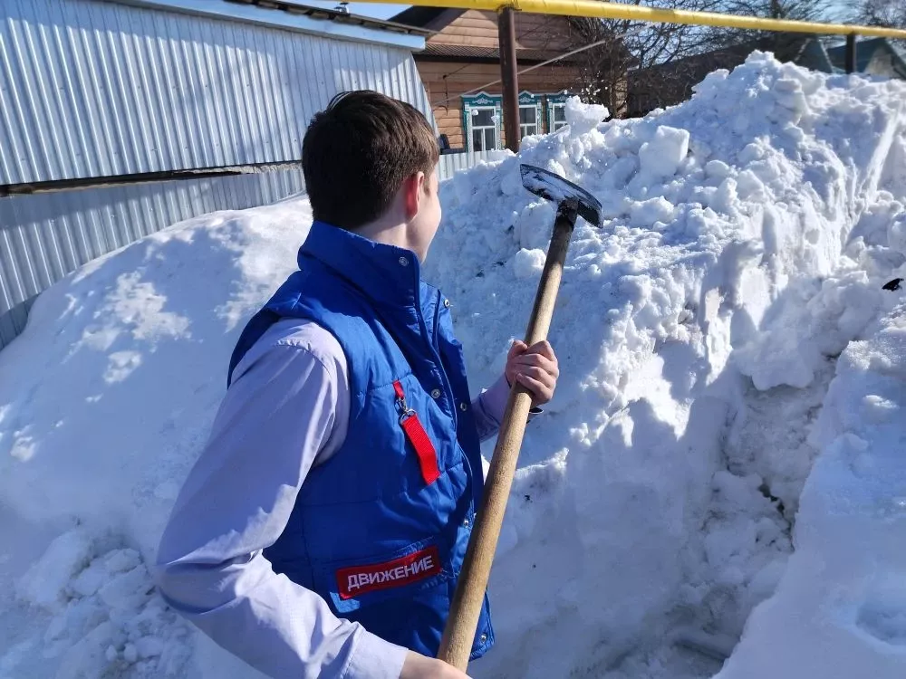 Юные волонтёры из Таканыша помогли семье погибшего героя