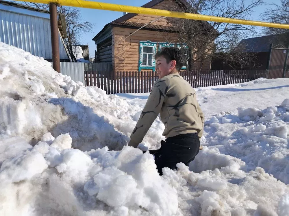 Юные волонтёры из Таканыша помогли семье погибшего героя