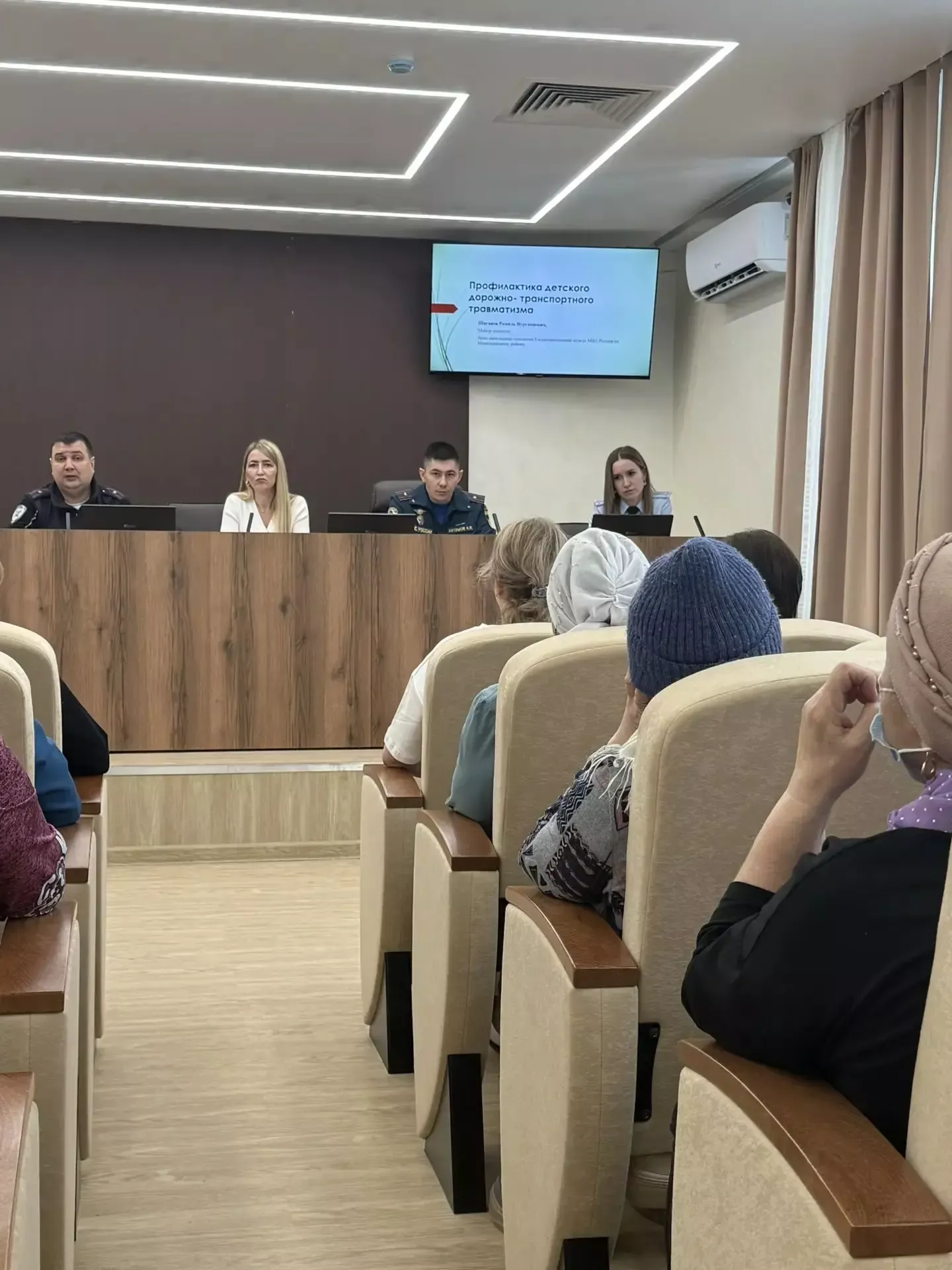 В Мамадыше прошло совещание с опекунскими и приемными семьями