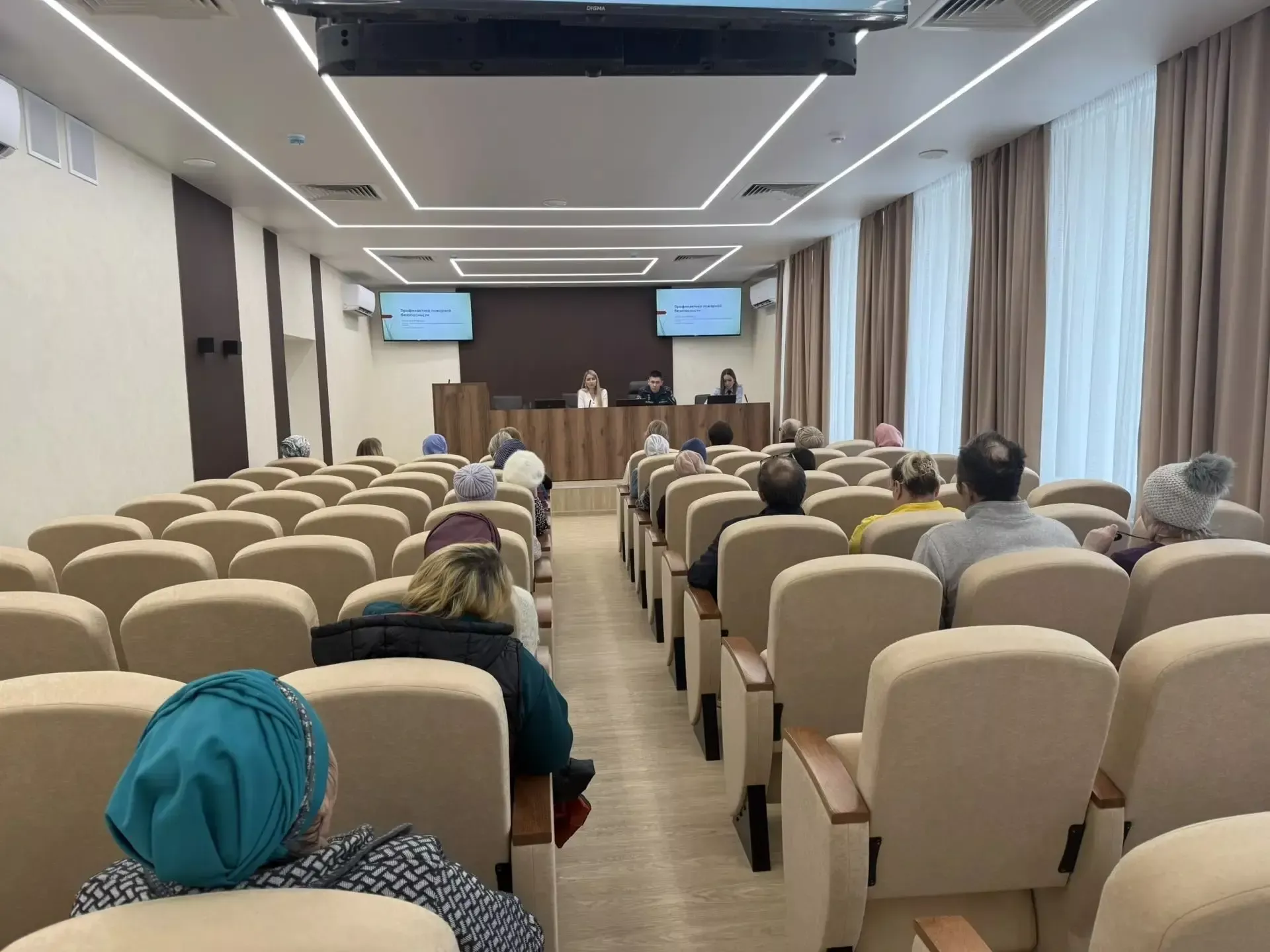 В Мамадыше прошло совещание с опекунскими и приемными семьями