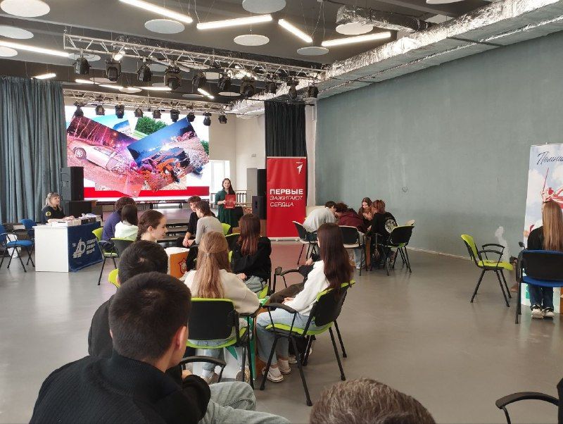 В Мамадыше школьники сразились в деловой игре на знание ПДД