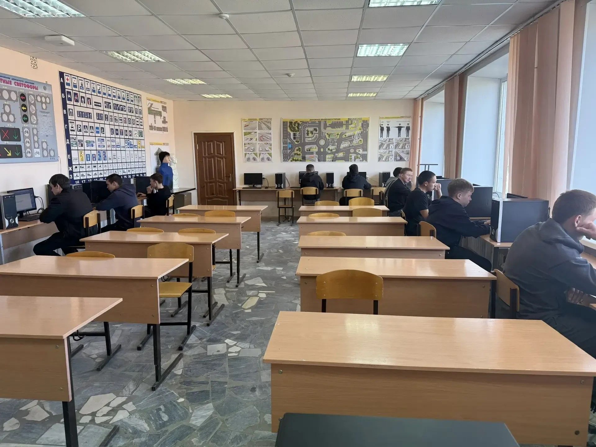 В Мамадышском районе юноши поборолись за победу в конкурсе по автомногоборью