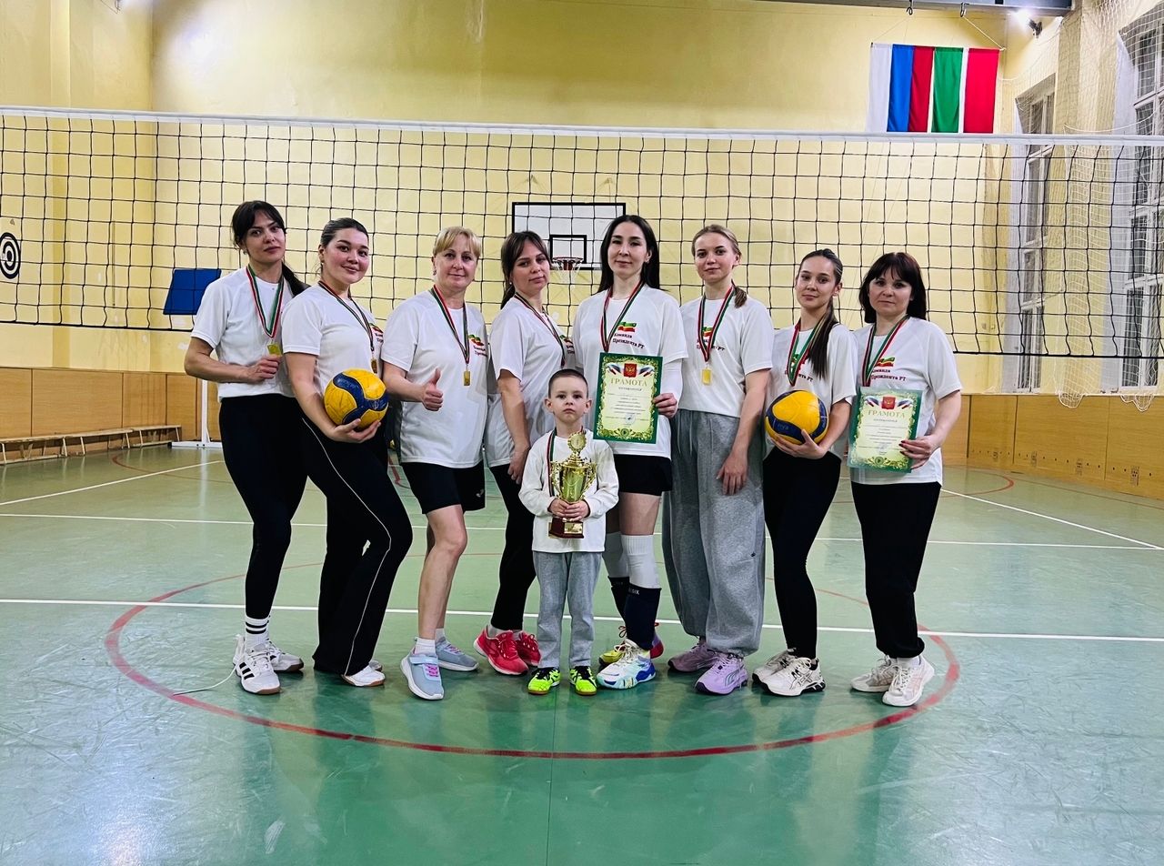 Определены победители XX Спартакиады работников Мамадыша по волейболу