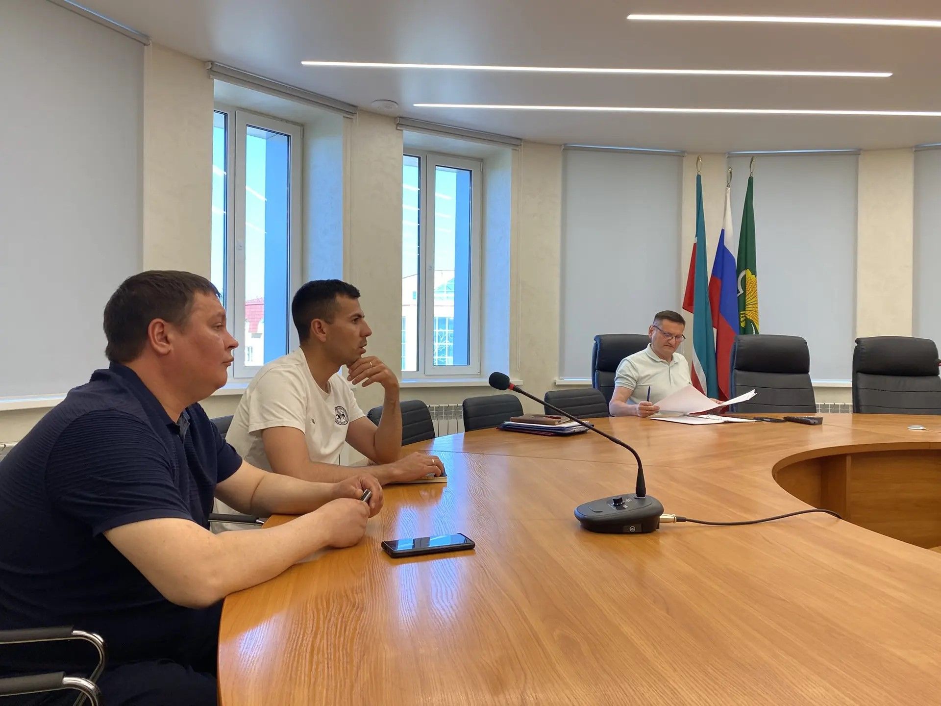 Мамадышских автовладельцев наказали за парковку на газонах и тротуарах