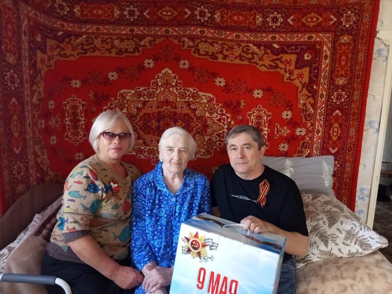 В селе Секинесь вручили памятные подарки