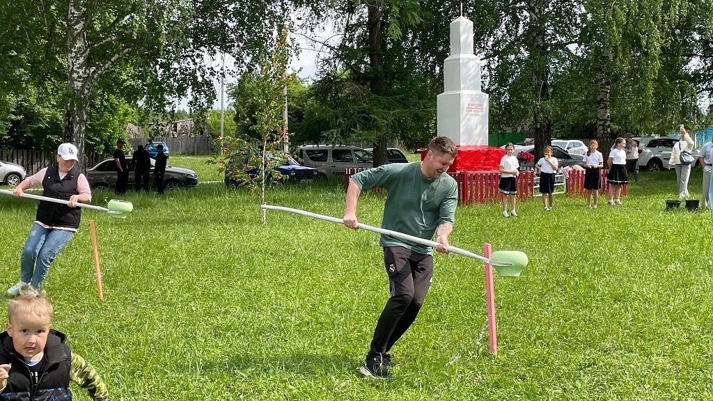 В селе Кляуш прошли традиционные «Троицкие гуляния»
