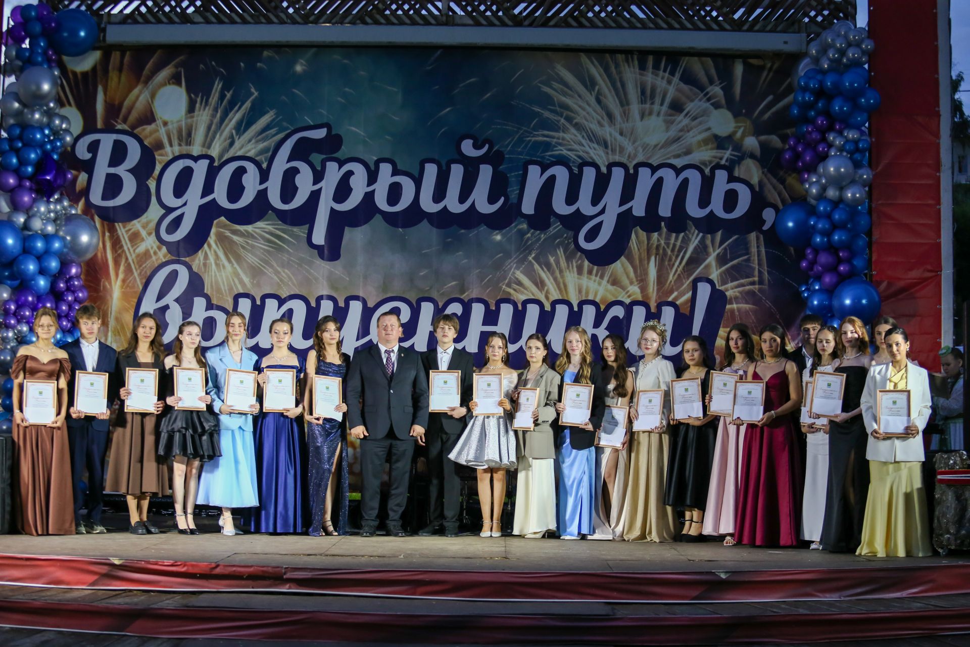 Фоторепортаж с выпускного вечера 2026