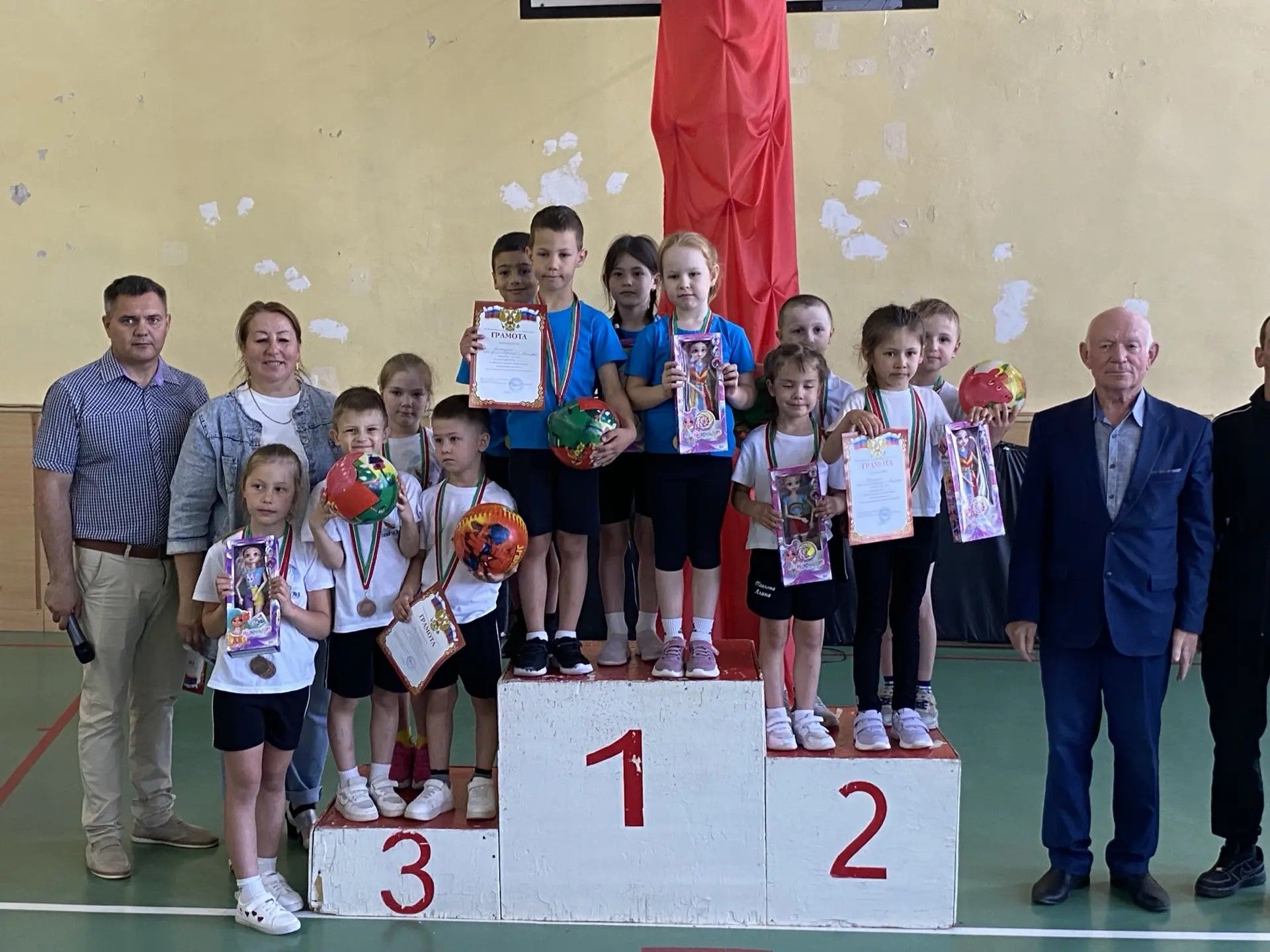 В Мамадыше прошла XVIII детская Спартакиада «Вперед, юниоры!»