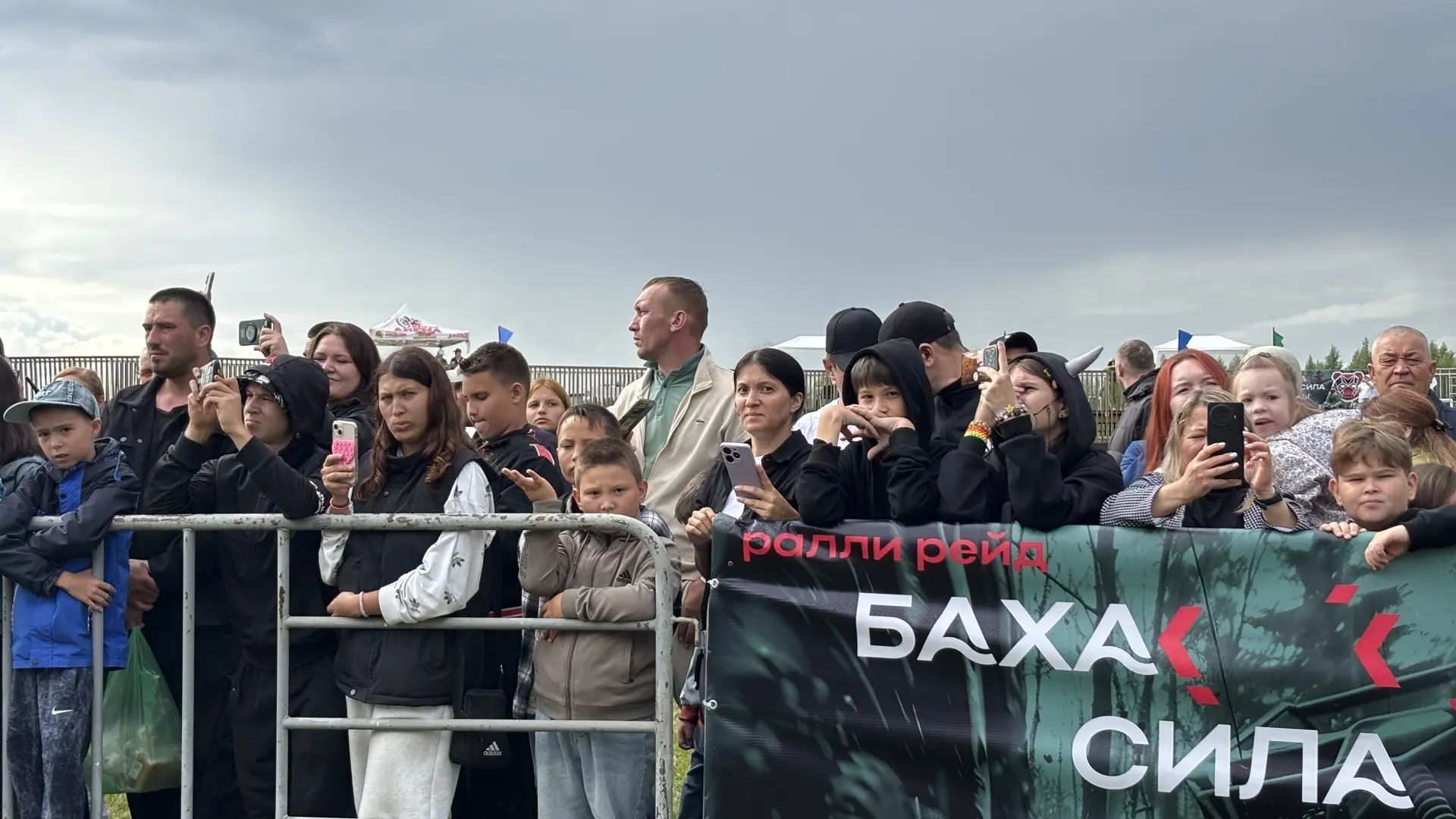 Более 60 экипажей участвуют в ралли-рейде «Баха Сила Камы» в Мамадыше