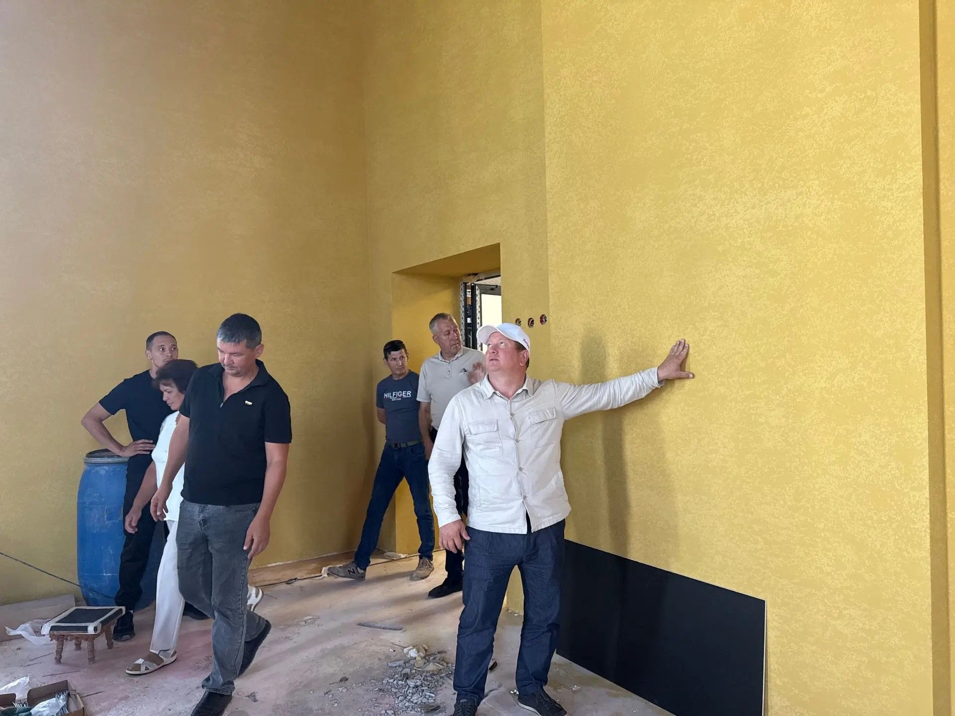 Глава Мамадышского района проверил ход работ на трёх социальных объектах