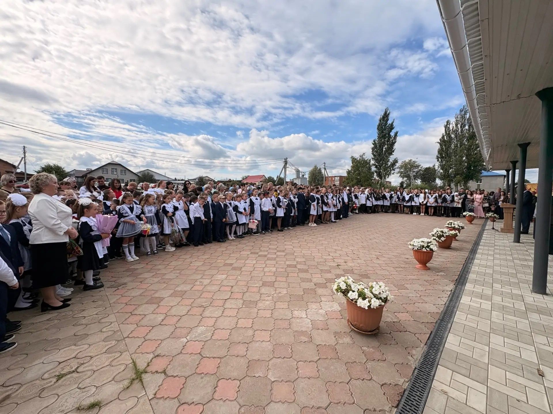 Обновлённая Красногорская школа приняла 340 учеников в новом учебном году