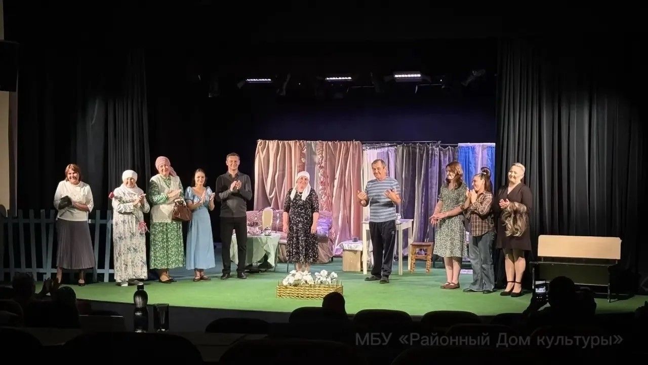 Татарский народный театр Мамадыша выступил на фестивале «Идел-йорт»
