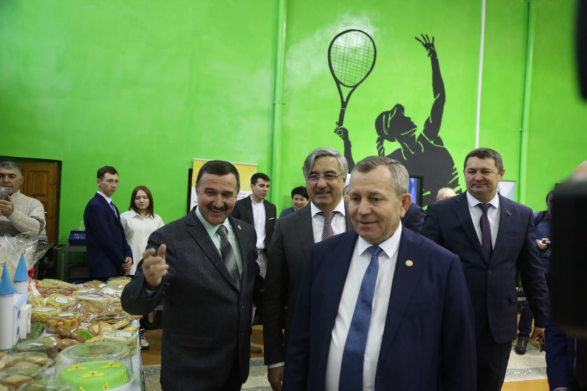 Заместитель Премьер-министра Республики Татарстан оценил качество производимой мамадышской продукции