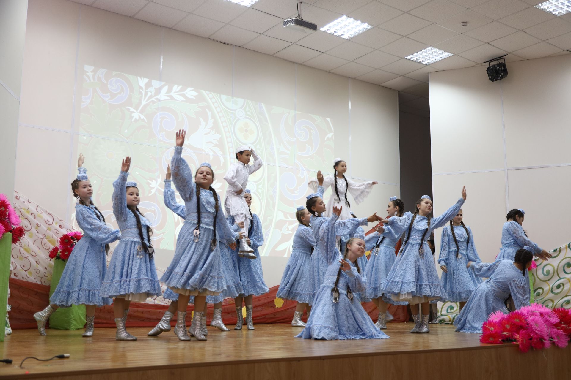 Торжественный концерт, посвященный Дню пожилых людей