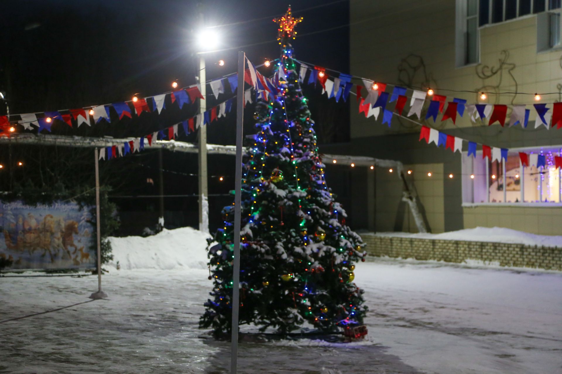 Новогоднее оформление 2025