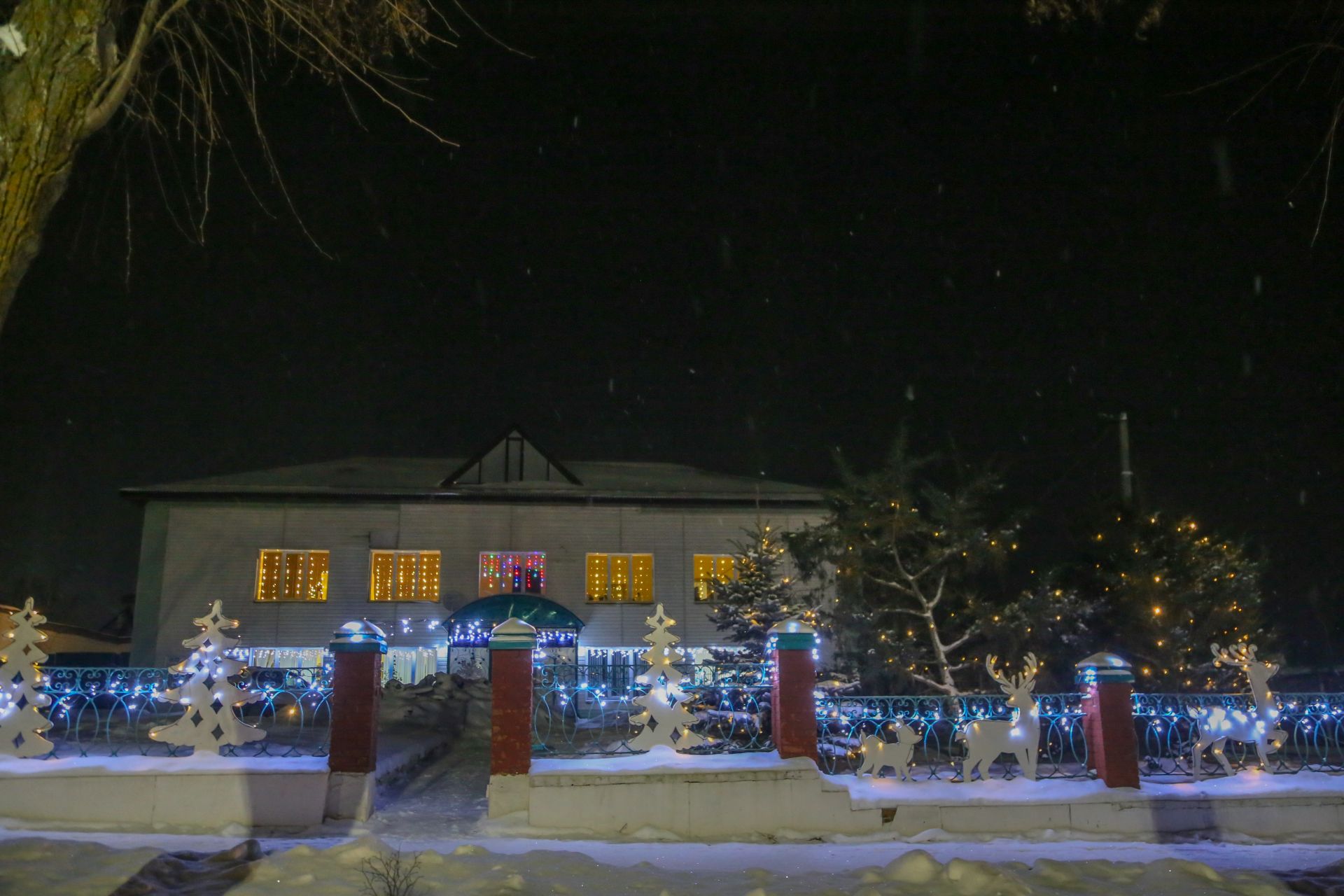 Новогоднее оформление 2025