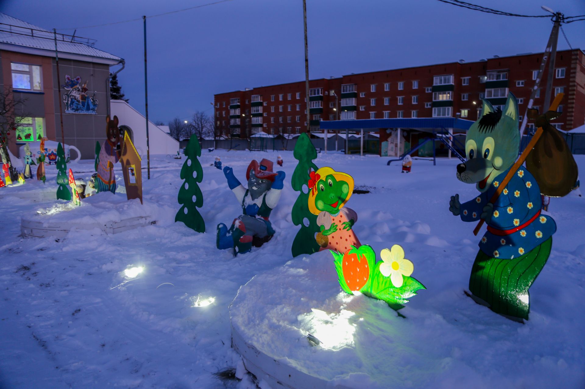 Новогоднее оформление 2025