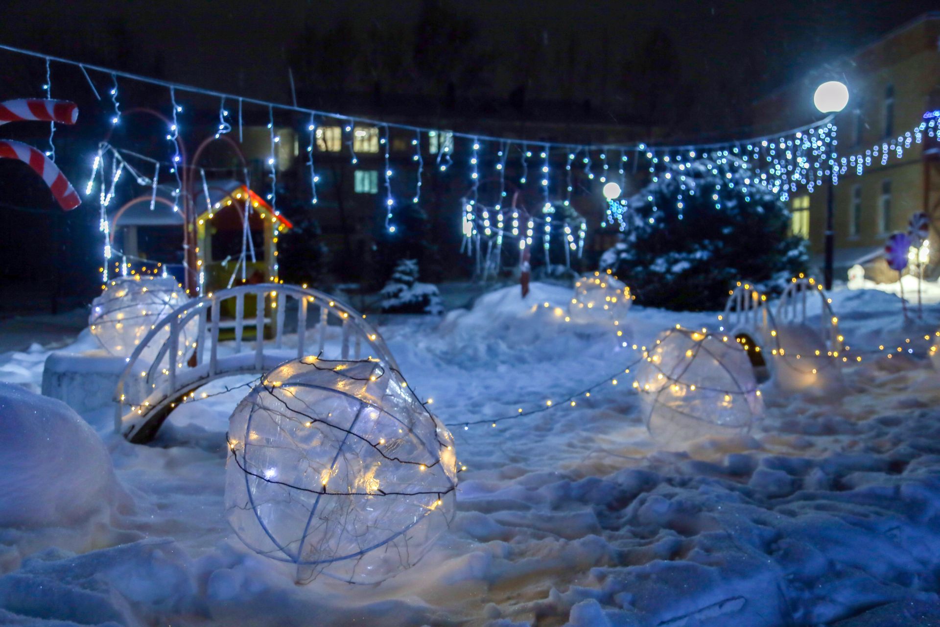 Новогоднее оформление 2025