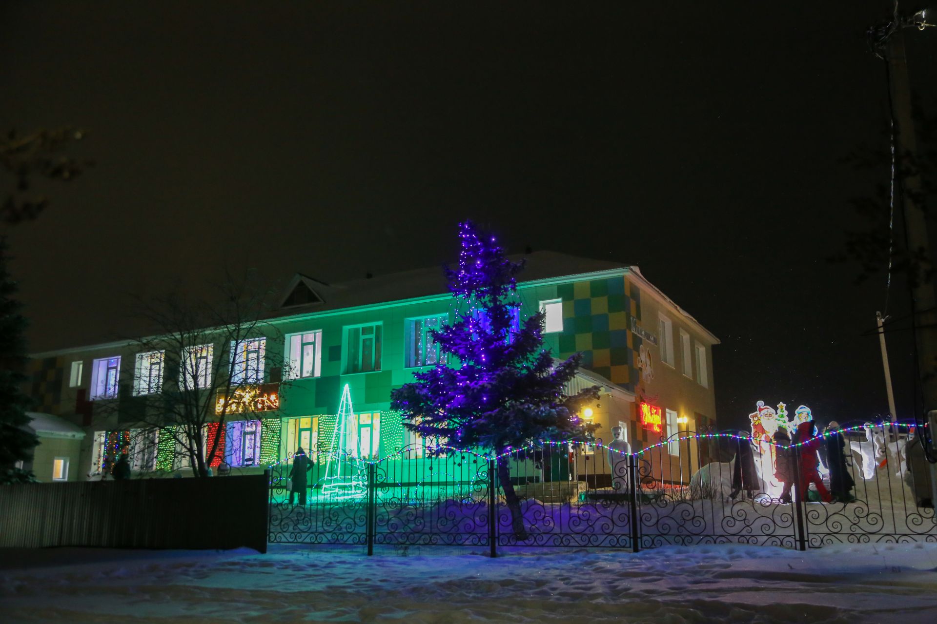 Новогоднее оформление 2025