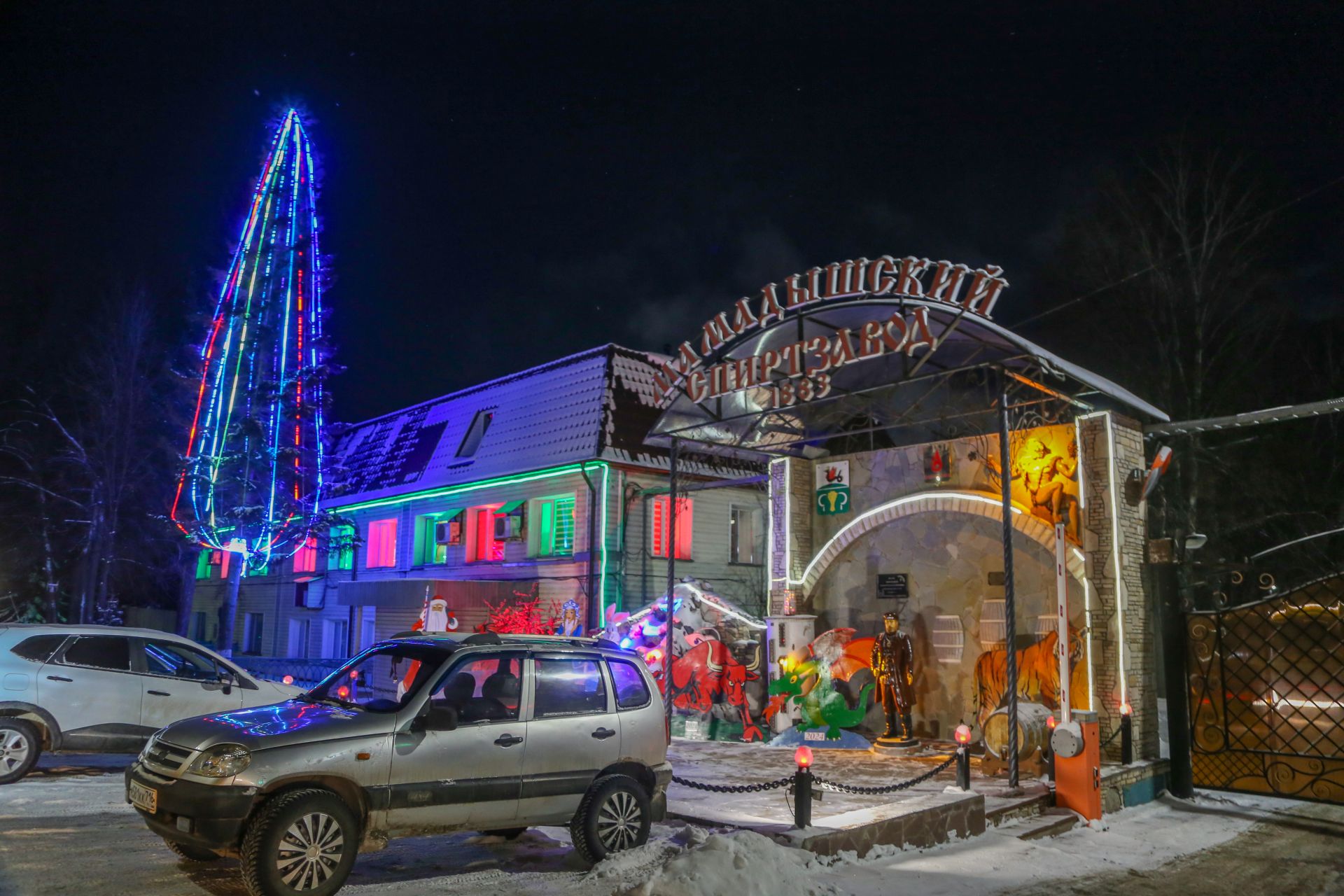 Новогоднее оформление 2025