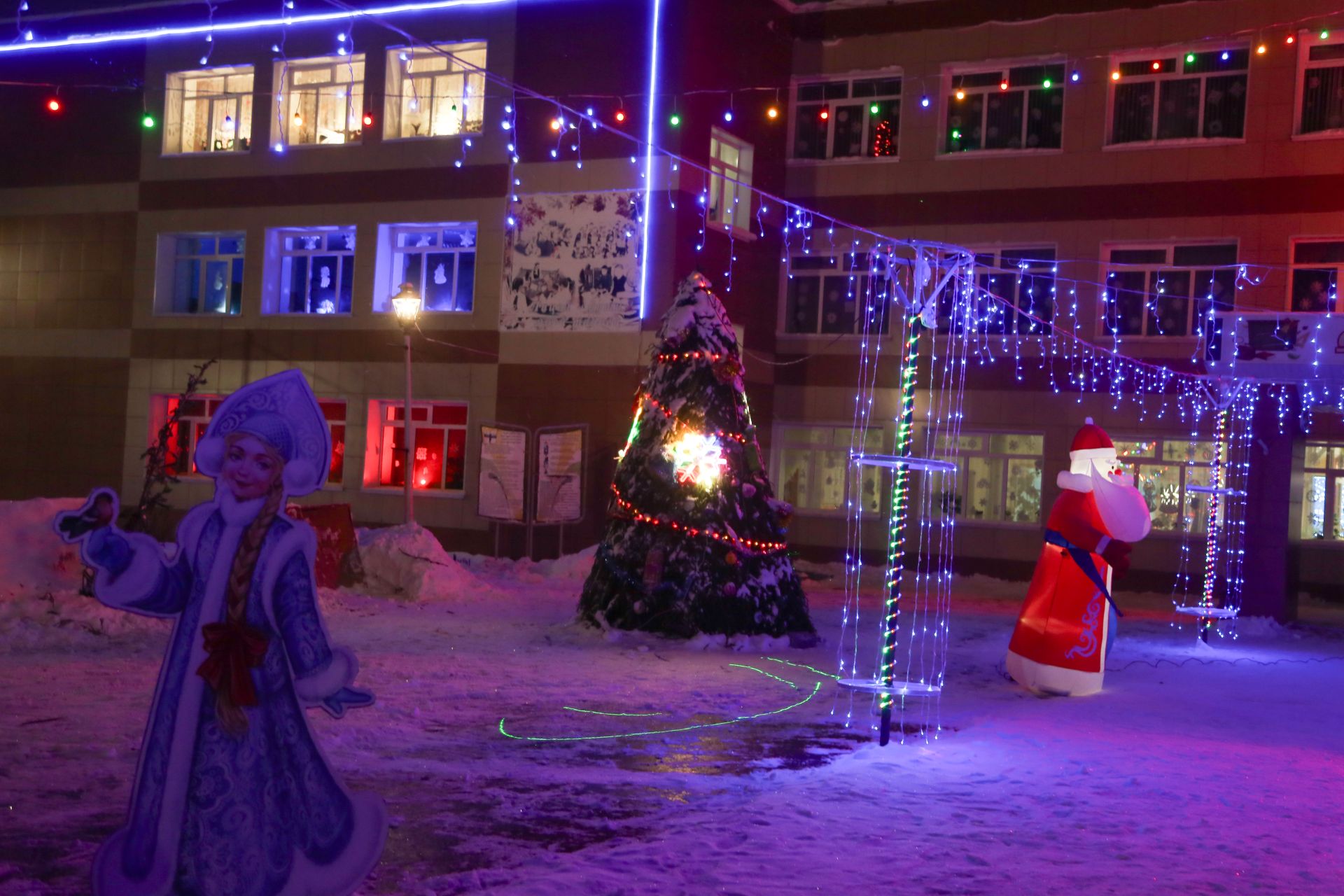 Новогоднее оформление 2025