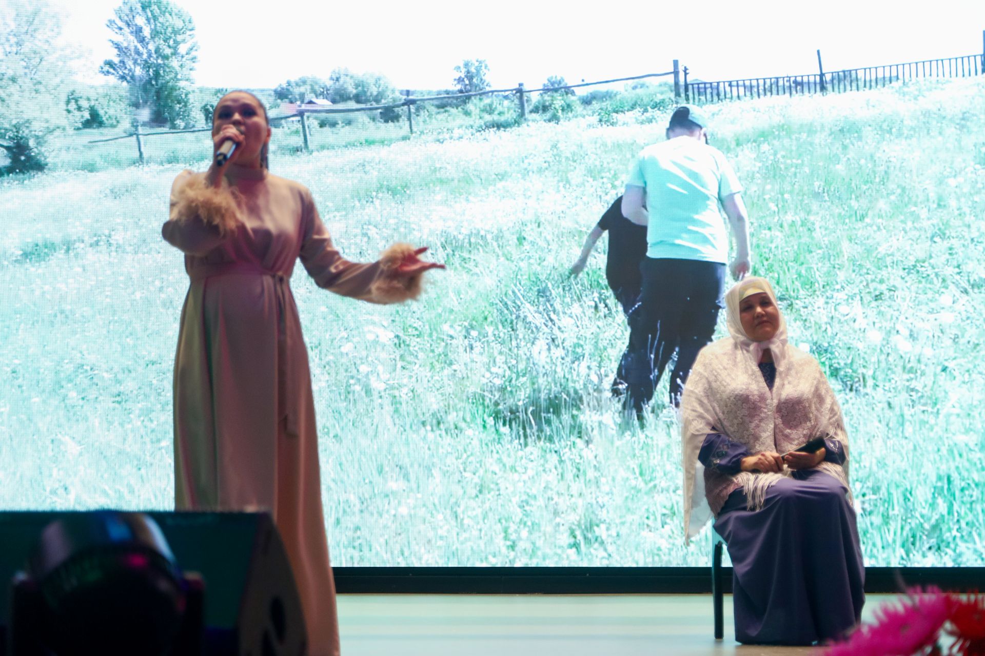 Праздничный концерт в честь Международного женского дня