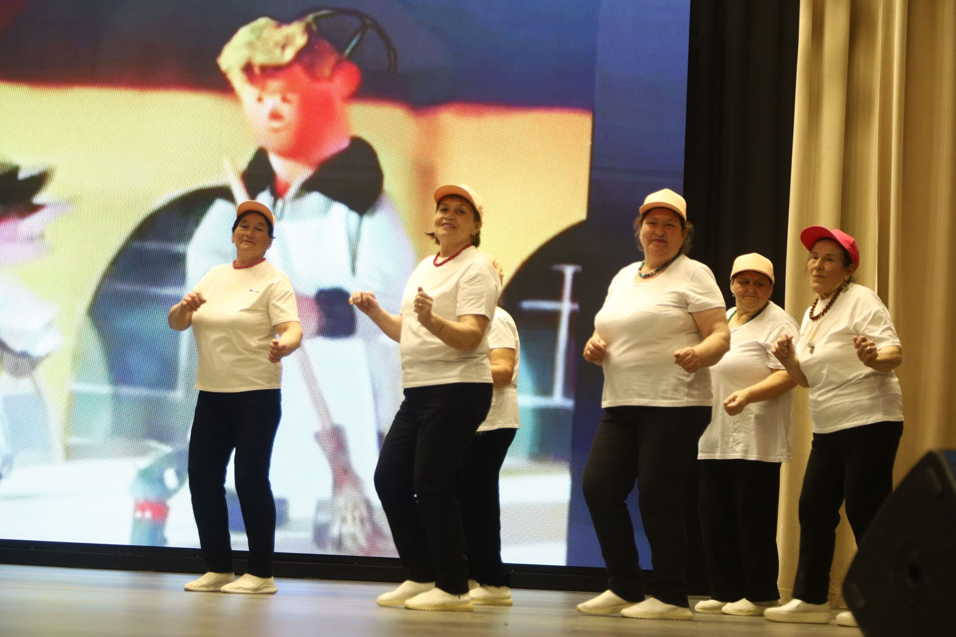 Супер эби, супер бабай