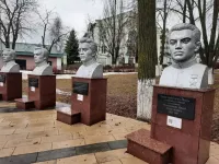 На Аллее Героев в Мамадыше появились таблички с QR-кодами