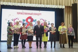 Поздравление главы Мамадышского района с Международным женским днем