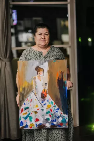 Луиза Сулейманова 45 лет лечит людей и пишет картины душой