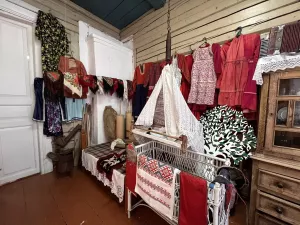 В маленьких сёлах часто хранится большая история