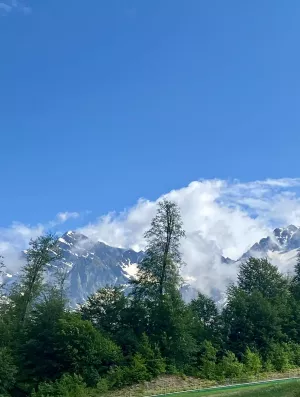 Майские выходные 2026: куда поехать в России, чтобы отдохнуть и набраться сил