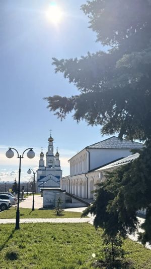 Майские каникулы 2026 в России: топ направлений, советы как организовать досуг